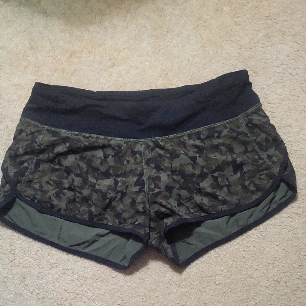 LIKE NEW - Lululemon Camouflage Shorts
